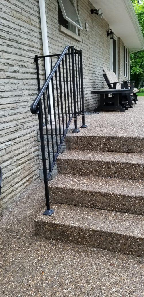 Level Gallery - DIY Handrails